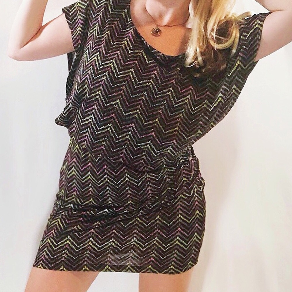 L8teR wide top chevron sleeveless mini dress